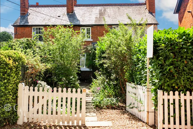 Oliver Road, Ascot, photo 1
