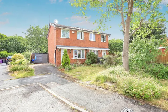 Marksbury Close, Dunstall, WV6, photo 1