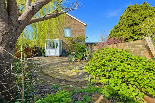 Photo 3 — Lancing, BN15 8BL
