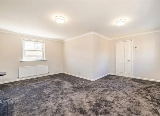 Photo 2 — Heralds Place, Kennington, SE11