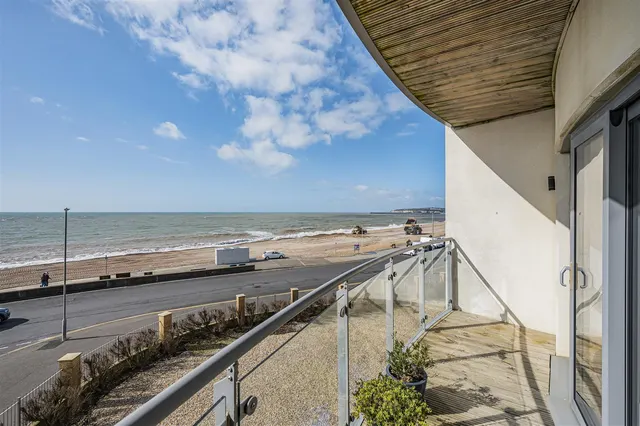 Dane Road, Seaford, photo 3
