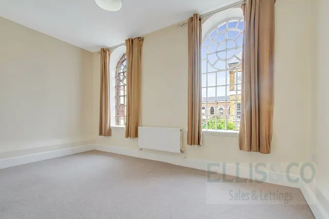 Chevy Road, Southall, UB2, photo 1