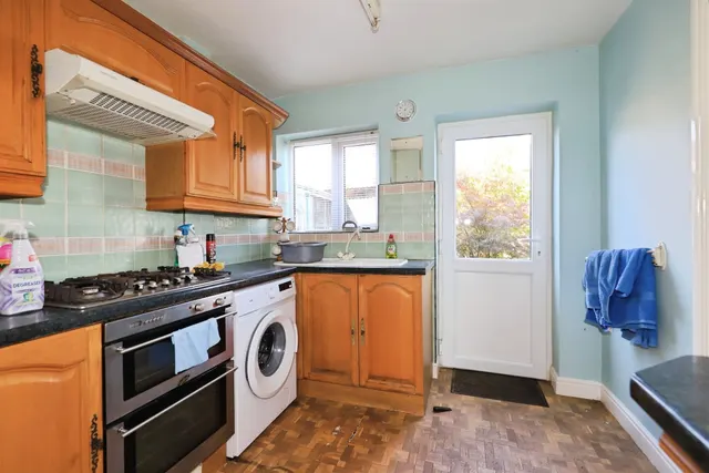 Masefield Close, Bilston, WV14, photo 3