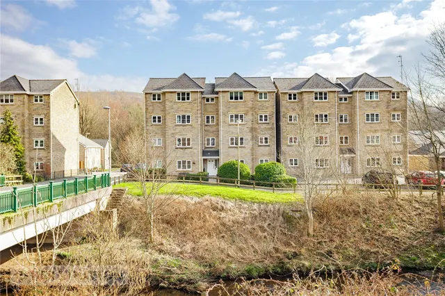 Three Counties Road, Mossley, OL5, photo 2