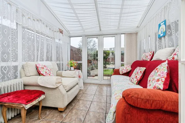 Photo 3 — Putnoe Street, Bedford, Bedfordshire, MK41