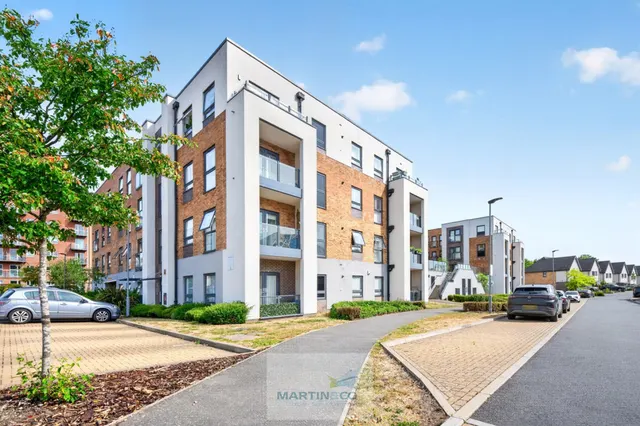 Welwyn Garden City, Herts, photo 1
