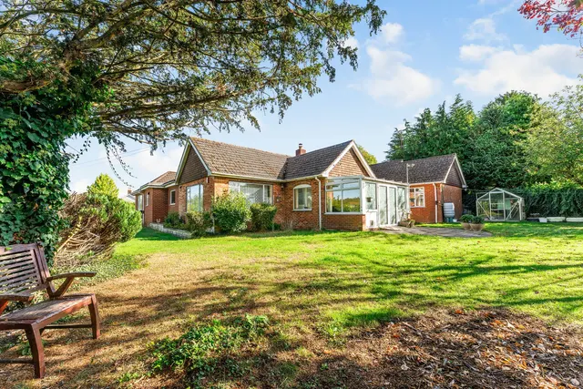 The Avenue, Laverstock, SP1, photo 1
