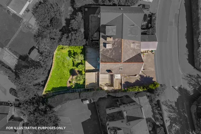Photo 3 — Langland Road, Swansea, SA3