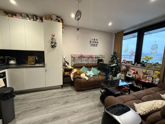 Quilters Way, Stoke Mandeville, AYLESBURY, photo 1