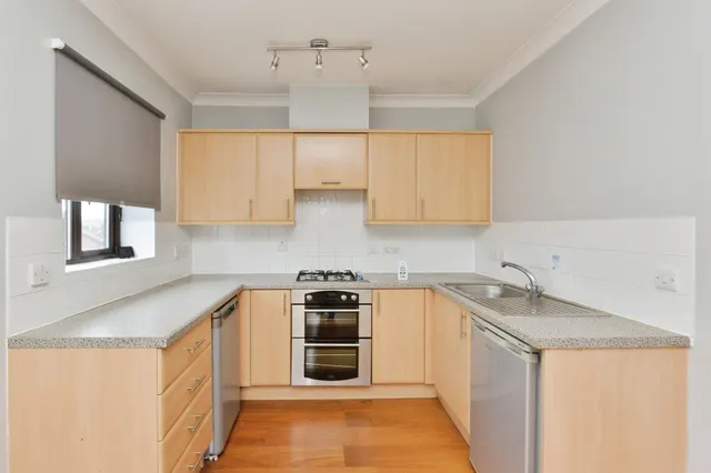 Stapeley Court, Westcroft, MK4, photo 2