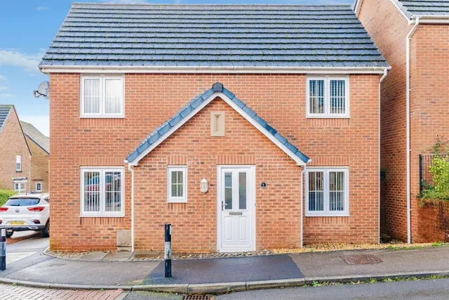 Ffordd Maendy BRIDGEND, CF32, photo 1