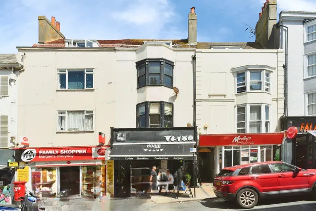 St. James's Street, Brighton, photo 1