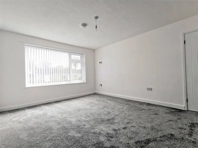 Lotus Close, Newcastle upon Tyne, NE5, photo 3
