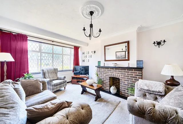 Derek Avenue, Wallington, SM6 7LA, photo 1
