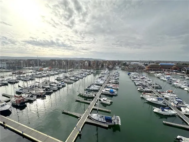 Midway Quay, Eastbourne, BN23, photo 2