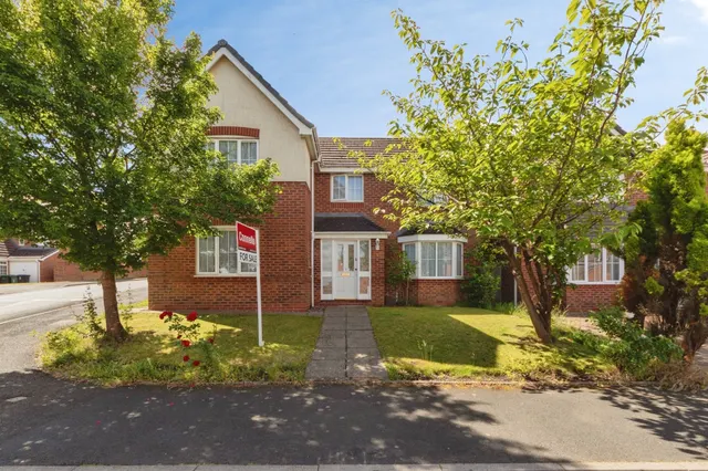 Taylor Way, Oldbury, photo 1