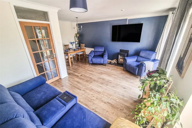 Photo 3 — Cross Road, Ash Vale, Guildford, Surrey, GU12 5BQ