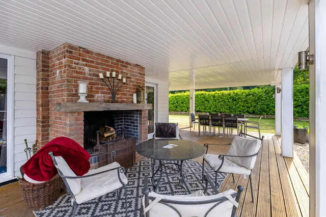 Photo 3 — Moonsbrook, Oakhill, BA3