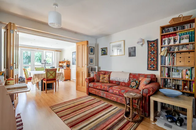 Mower Place, Cranleigh, GU6, photo 2