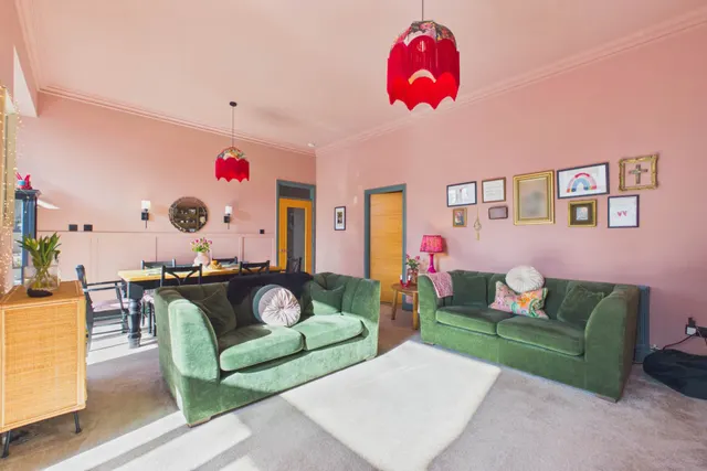 Gartloch Avenue, Glasgow, photo 2