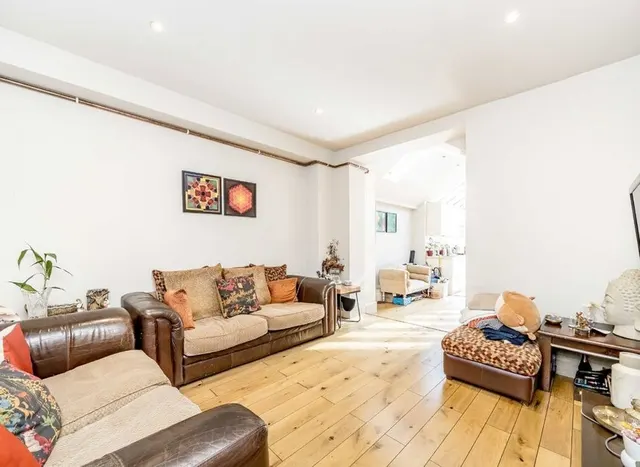 Maygrove Road, West Hampstead, NW6, photo 2