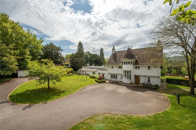 Fredley Park, Mickleham, RH5, photo 2