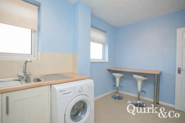 Venables Close, Canvey Island, SS8, photo 3
