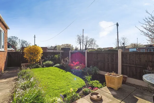 Photo 3 — Gervase Gardens, Clifton Village, Nottingham, Nottinghamshire, NG11