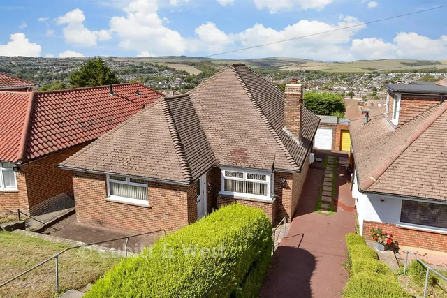 Lyminster Avenue, Hollingbury, BN1, photo 1