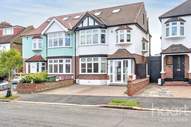 Erroll Road, Romford, RM1, photo 2