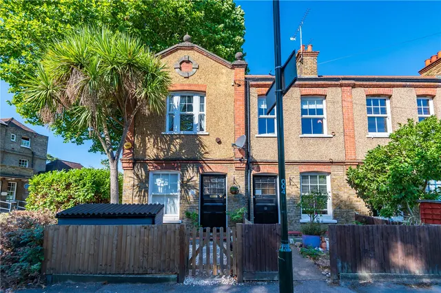 RoseHill, Hampton, TW12 2AB, photo 1