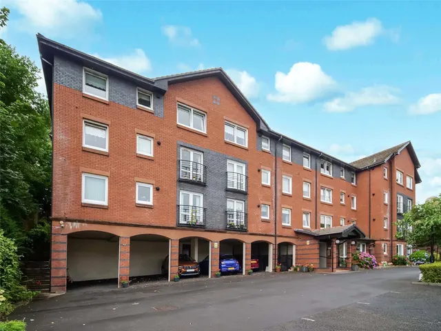 Dean Court, Kilmarnock, East Ayrshire, KA3, photo 1