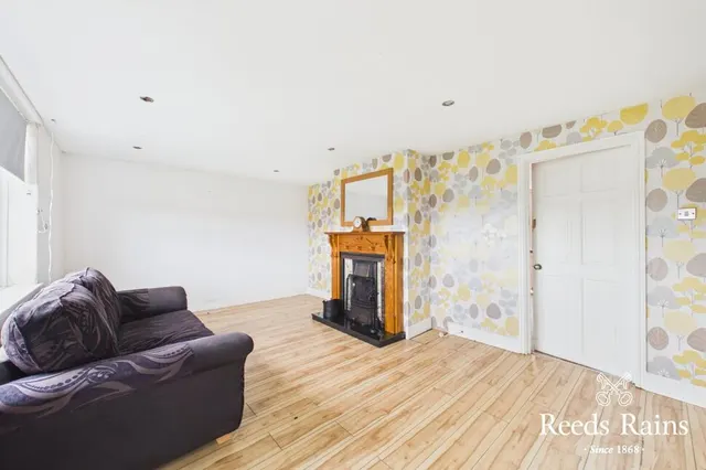 Photo 3 — Carnroe Drive, Greenisland, County Antrim, BT38