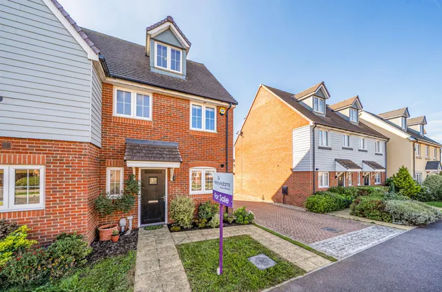 Longacres Way, Chichester, PO20, photo 1