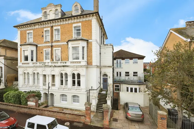 Spencer Road, Eastbourne, photo 1