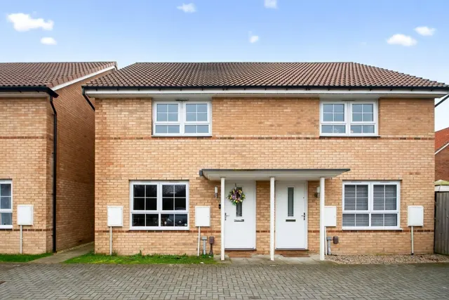 Beckside Close, Harrogate, photo 1