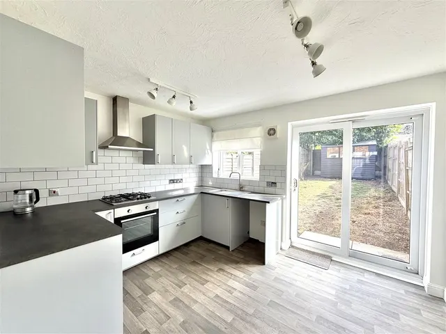 Photo 2 — Woodsage Drive, Gillingham SP8 4UF