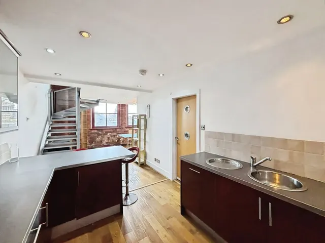 Great George Street, LS1, photo 2