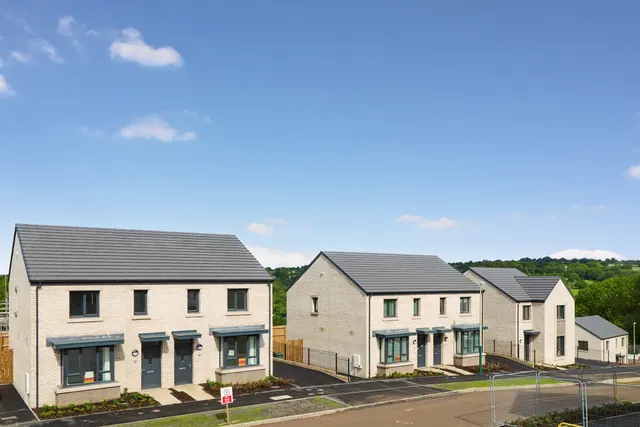 Oakdale Place, Blackwood, NP12, photo 1