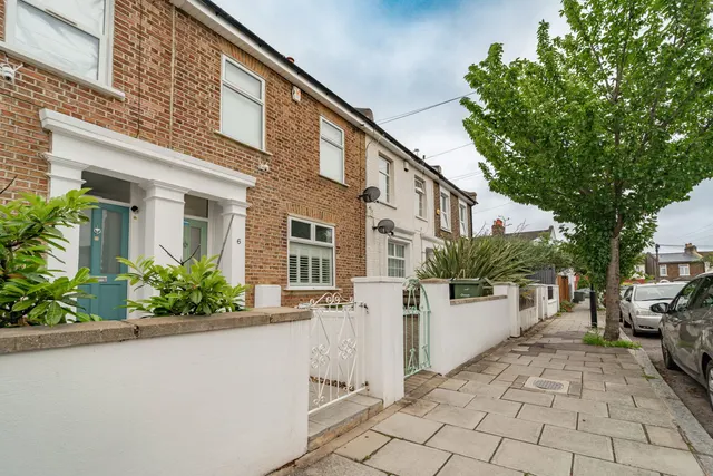 Photo 2 — Danbrook Road, Streatham Common, SW16