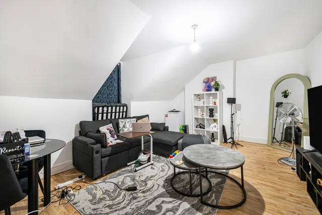 Prince Road, London, SE25, photo 1