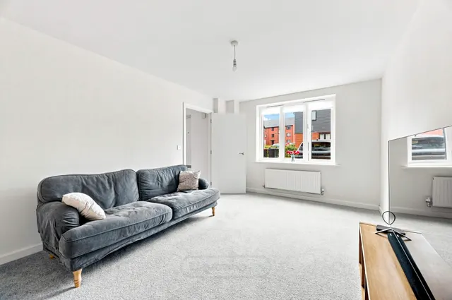 Photo 3 — Cardno Avenue, Eagle Farm South, Milton Keynes, Milton Keynes, MK17 7DY
