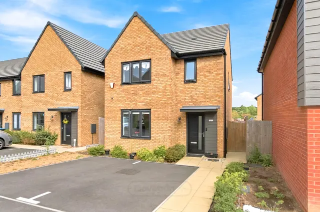 Cardno Avenue, Eagle Farm South, Milton Keynes, Milton Keynes, MK17 7DY, photo 1