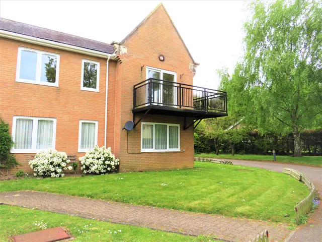 East Barton Road, Great Barton, BURY ST. EDMUNDS, photo 1