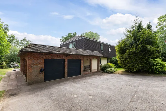 Tile Barn, Woolton Hill, RG20, photo 3