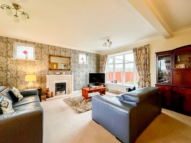 Photo 2 — 77 Starling Road, Three Arrows, Radcliffe, M26 4LW