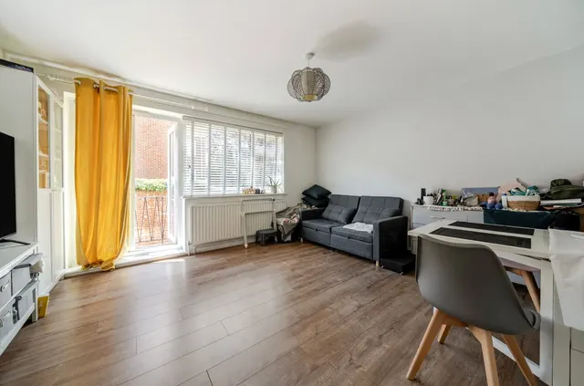 West Road, Guildford, GU1, photo 2