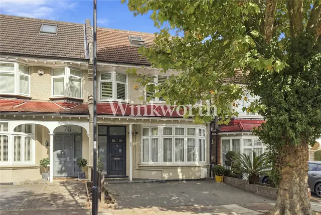 property — Woodberry Avenue London N21