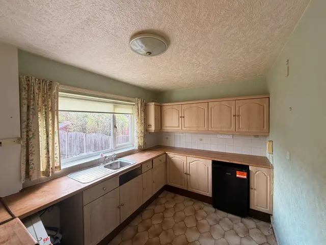 Photo 3 — St. Wilfrids Road, Bessacarr, Doncaster