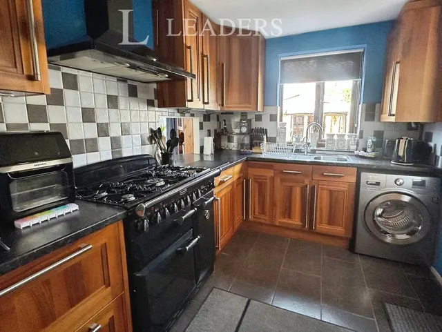 Corhampton Crescent, Havant, PO9, photo 2